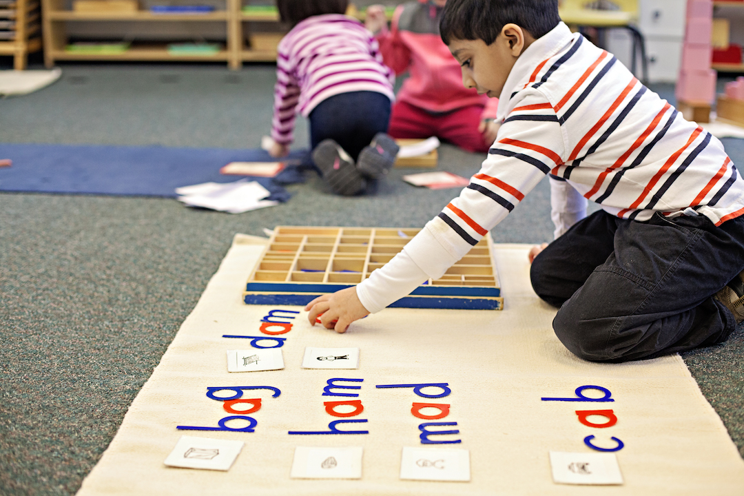 moveable alphabet